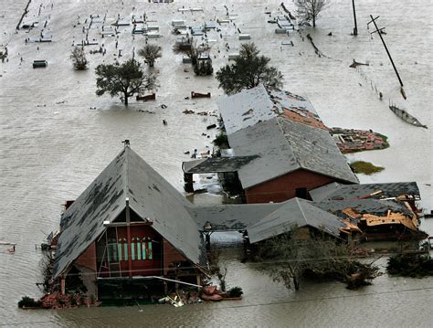 Market Manipulation And Hurricane Rita - Kelcy Warren Before Dakota ...