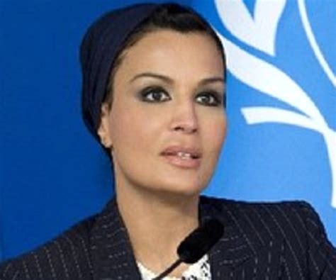 Moza Bint Nasser Biography - Facts, Childhood, Family Life & Achievements