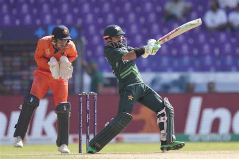 Mohammad Rizwan steadied Pakistan after an early stutter | ESPNcricinfo.com