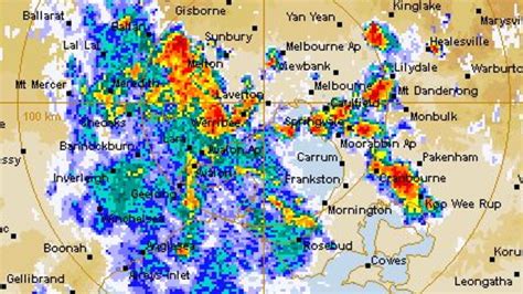 Melbourne weather: Storms threatening city as wild weekend weather looms | news.com.au ...