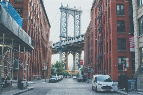 Visiting the Manhattan Bridge View Spot in Dumbo | Photo Location & Tips