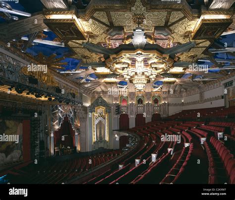List 102+ Background Images Parking At The Pantages Theater Los Angeles Updated