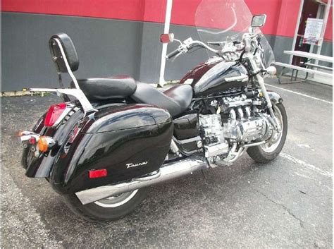 Buy 2000 Honda Valkyrie Tourer on 2040-motos