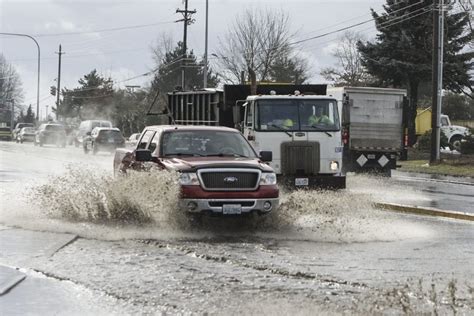 Vancouver winter storm update: Rains, garbage/recycling and more | ClarkCountyToday.com