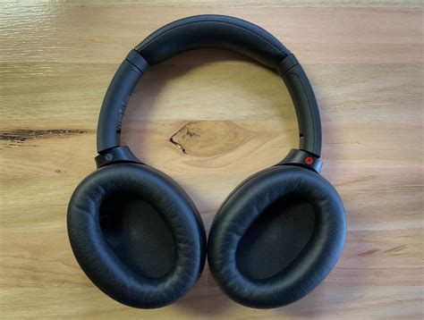 Review: Sony's flagship noise-canceling headphones just got even better