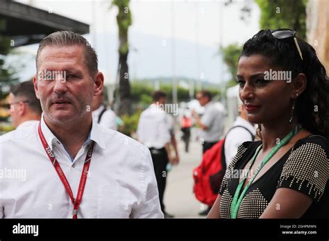 (L to R): Jos Verstappen (NLD) with his girlfriend Amanda Sodre (BRA ...