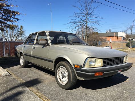 1984 Peugeot 505 S Photo Gallery - Atlanta, Georgia USA