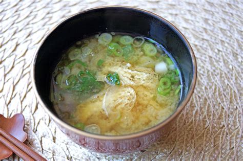 Miso Soup with Aburaage and Onion Recipe – Japanese Cooking 101