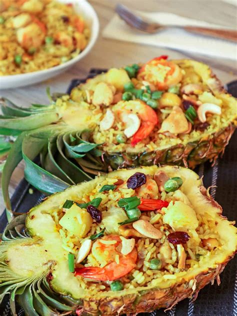 Delicious Thai Pineapple Fried Rice - Kawaling Pinoy