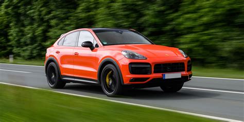 Porsche Cayenne Coupe Review 2024 | Drive, Specs & Pricing | Carwow