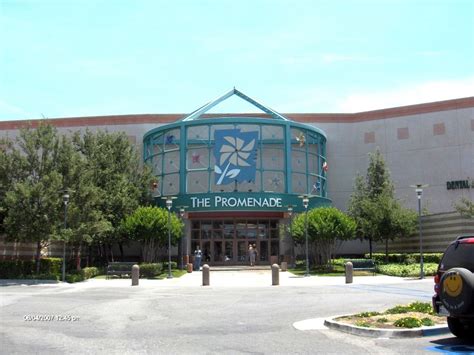 Temecula, CA : Side entrance to the Temecula Promenade Mall - Largest ...