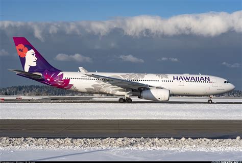 Hawaiian Air (HA) Airbus A330-243 (N382HA) @ Seattle-Tacoma International (SEA) Feb 2019 ...