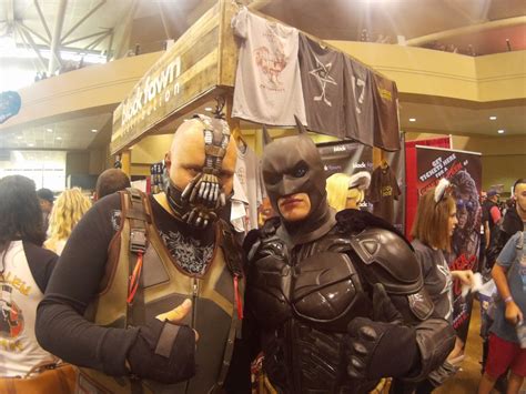 Batman cosplay Bane | Batman cosplay, Batman, Cosplay