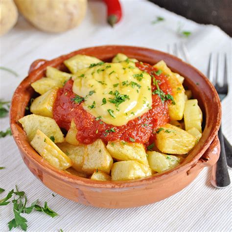 Authentic Spanish Patatas Bravas | RecipeLion.com