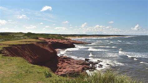 Top Prince Edward Island Beaches: An Ultimate Guide