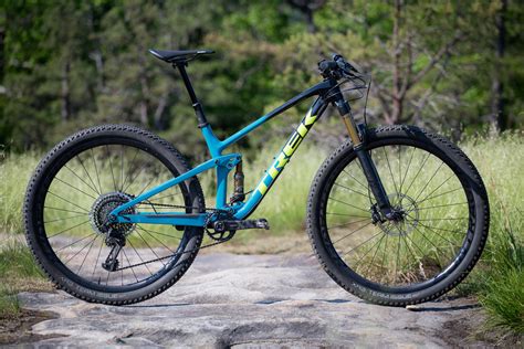 First Ride: Trek's 2020 Top Fuel Gets a Little More Travel & a Lot More Aggressive - Pinkbike