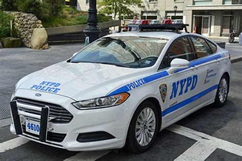 NYPD Ford Fusion Police Car - Code 3 Garage