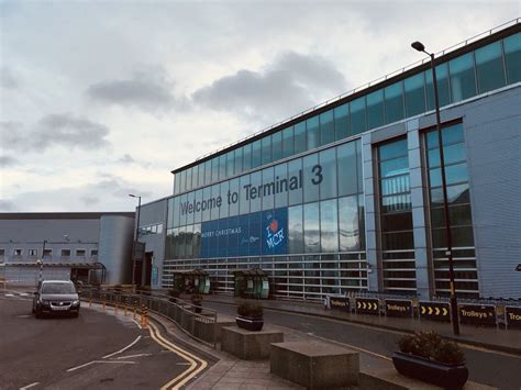 Manchester Airport Terminal 3 - 28 Photos & 25 Reviews - Airport ...