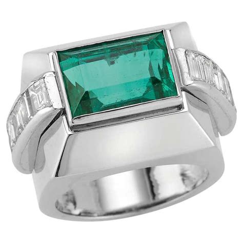 David Webb Rings - 275 For Sale at 1stDibs | david webb emerald ring ...