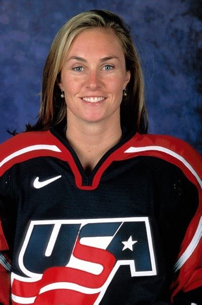 AJ Mleczko Talks Women's and Isles Hockey With THW - The Hockey Writers ...