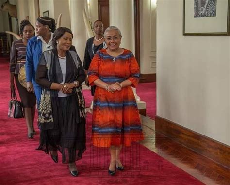 PICS: First Lady SWAG...Auxillia Mnangagwa meets First Lady Of Kenya - iHarare News