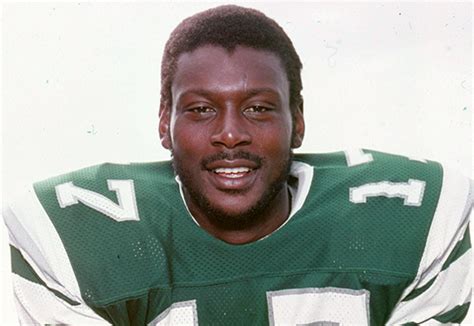 Former Eagle Harold Carmichael voted into Pro Football Hall of Fame ...