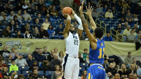 Sheldon Jeter - Men's Basketball - Pitt Panthers #H2P