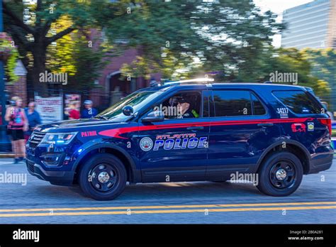 Atlanta Police SUV Stock Photo - Alamy