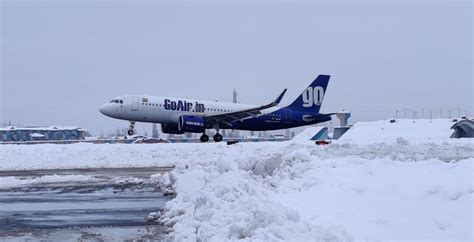 Flight Operations Resume At Srinagar International Airport After 4 Days - Jammu Kashmir Latest ...