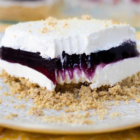 Blueberry Delight (aka Blueberry Yum Yum) - Easy No-Bake Dessert