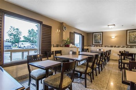 Quality Inn & Suites - UPDATED 2018 Prices, Reviews & Photos (Yorkton ...