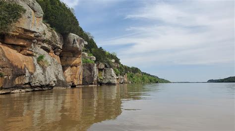 Video: Cruising Lake Dardanelle | Arkansas State Parks