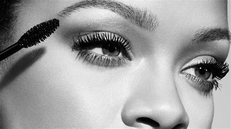 Fenty Beauty Launched Its Very First Mascara | Teen Vogue