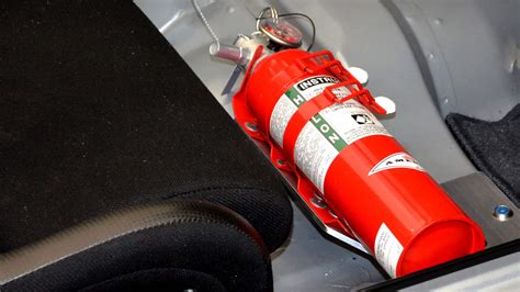 Best Fire Extinguishers for Race Cars: Contents & UL Ratings | Low Offset