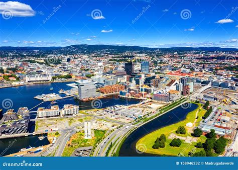 Oslo River Royalty-Free Stock Photography | CartoonDealer.com #89793281