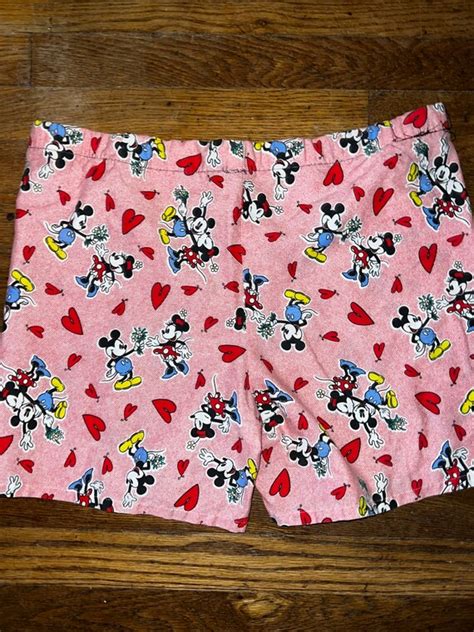 Vintage 1970’s Mickey and Minnie Mouse Shorts. Red Mi… - Gem