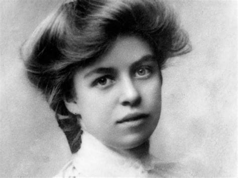 Eleanor Roosevelt, first lady and humanitarian - CBS News