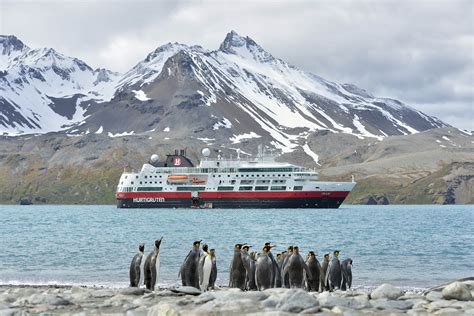 Cruise Line Offering Free Flights on Cruises to Antarctica