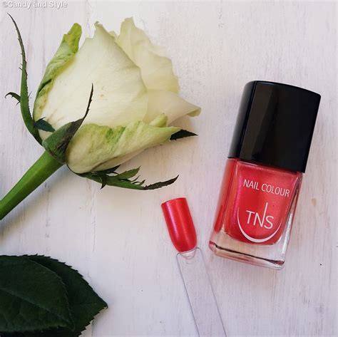 S/S NAILS AND LIPS | TNS COSMETICS BEACH CLUB CAPSULE COLLECTION | Candy and Style