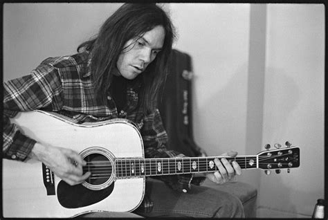 The Hugs Blog: Neil Young "Old Man" Live in '71