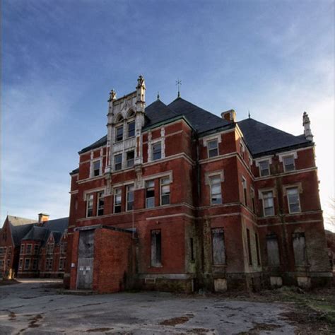 Norwich State Hospital (Insane Asylum) | Abandoned places, Hospital ...