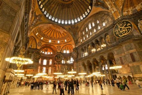 Ayasofya Cami Müzesi | Places to Visit | Yedikapı Tour | Corporate and ...