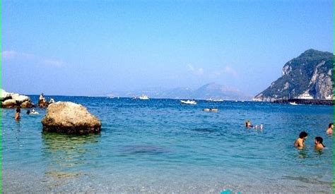 Sorrento beaches: photos. Best sandy beaches in Sorrento (Italy)