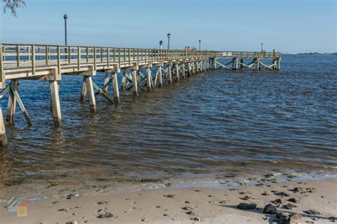 Southport Pier and RIverwalk - SouthPort-NC.com