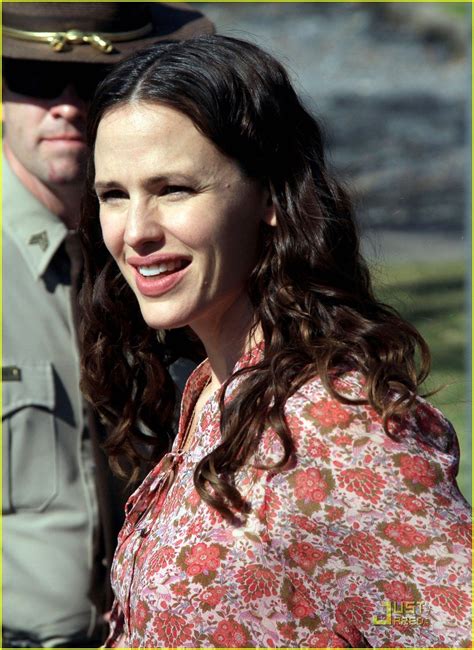 Jennifer Garner Films 'Odd Life of Timothy Green': Photo 2528624 ...