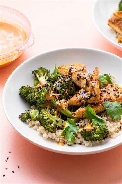 Crispy Tofu Bowl with Brown Rice, Roasted Broccoli, and Peanut Sauce