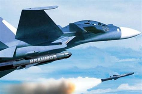 BrahMos missile successfully test fired from Sukhoi-30 MKI combat jet ...