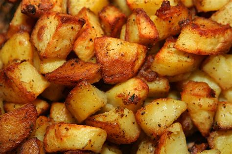 Patate al forno: ricetta perfetta - La Cucina Italiana