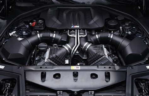 Official Engine picture High resolution BMW M5 F10 V8 Twin Turbo | BMW M5 Forum and M6 Forums