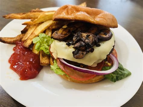 Mushroom Swiss Burger - HaveRecipes.com